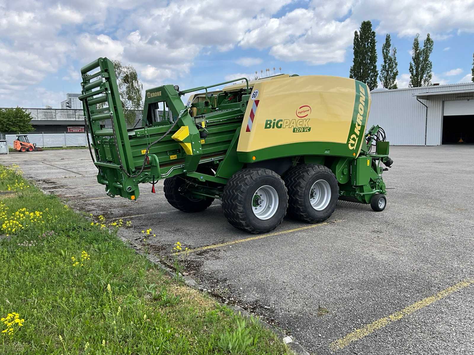 Krone - Big Pack 1270 VC Radlader 2021
