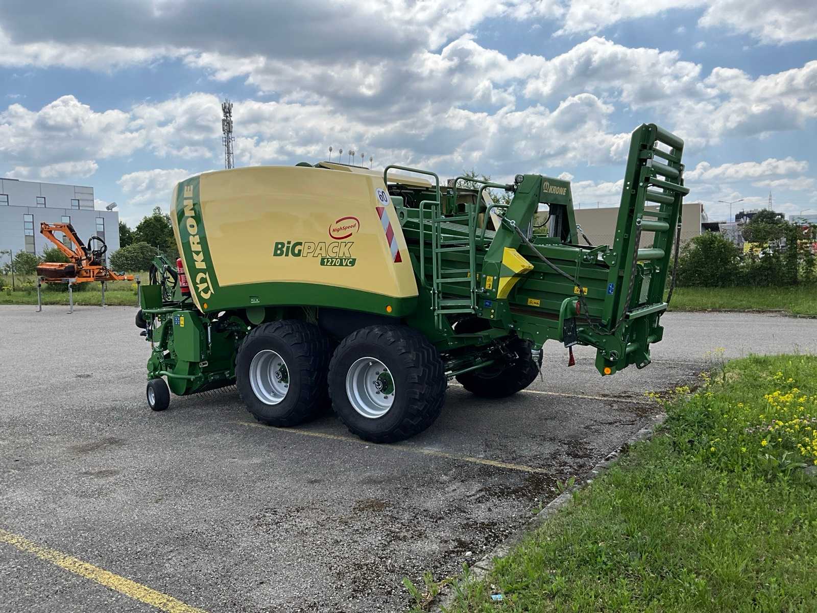Krone - Big Pack 1270 VC Radlader 2021