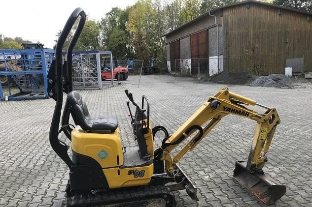 Gebrauchter Yanmar Minibagger seitlich